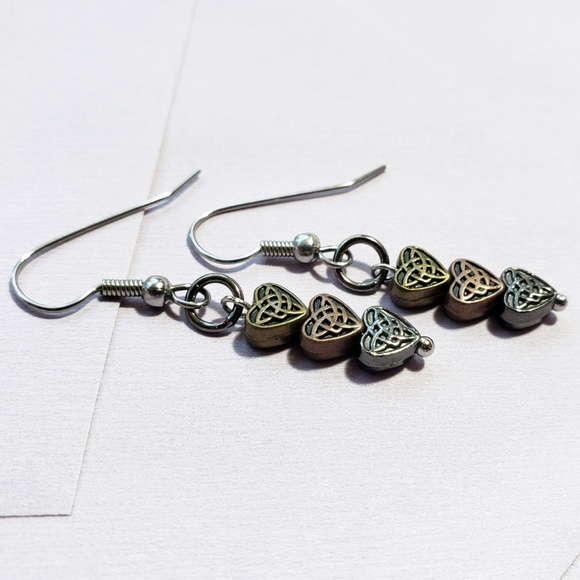 Heart Earrings! NEW! Handmade~ - Picture 6 of 6